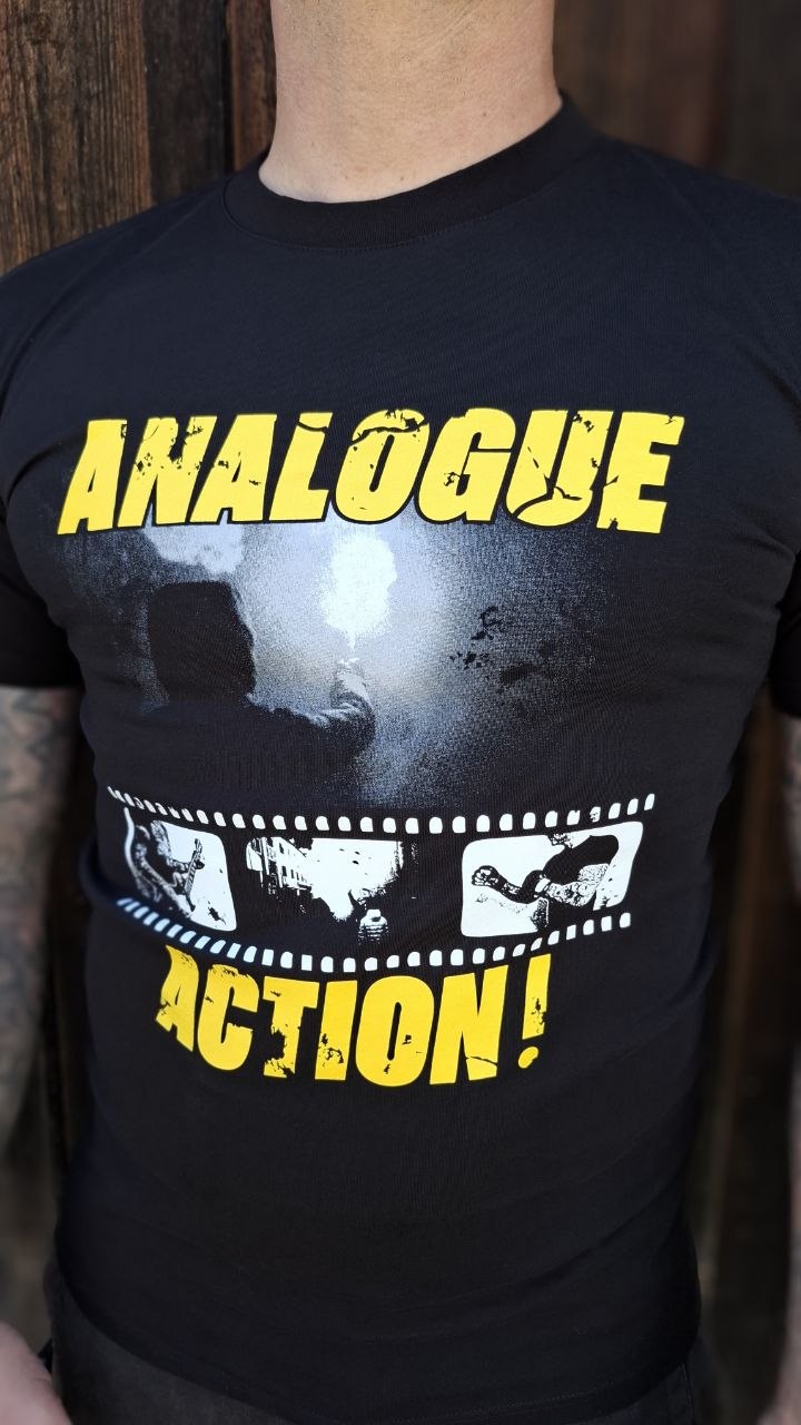 Shirt "Analogue Action"